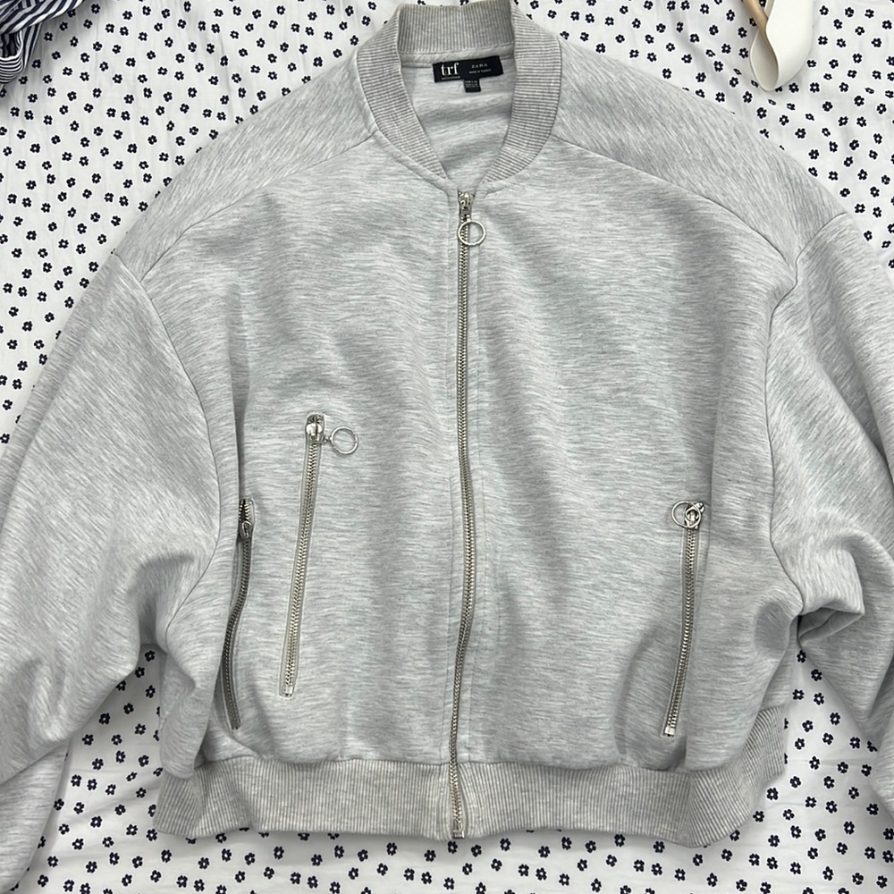 Zara sweater large